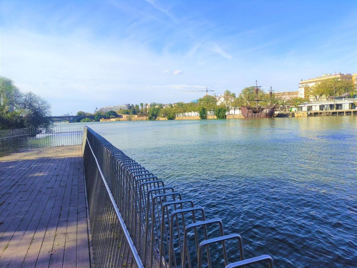 Apartament Vive Triana Sewilla Zewnętrze zdjęcie
