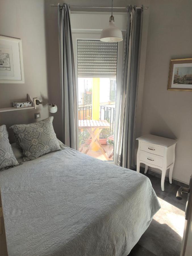 Apartament Vive Triana Sewilla Zewnętrze zdjęcie